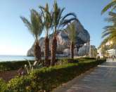 Calpe Costa Blanca lgenhet strandpromenad pool trdgrd parking