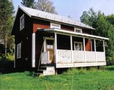 Charming log cabin in famous Haunted vicarage village